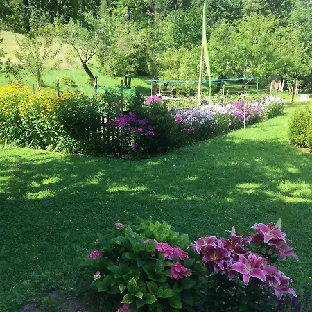 Weichselboden, Alte Schule *