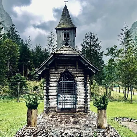 Weichselboden, Alte Schule Apartman *