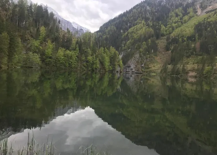 Weichselboden, Alte Schule