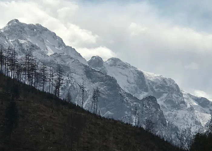 Weichselboden, Alte Schule * Weichselboden